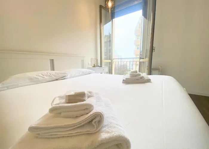 A Stone's Throw From The Fair 아파트