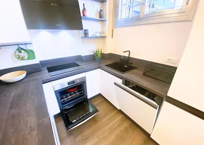 A Stone's Throw From The Fair Lejlighed